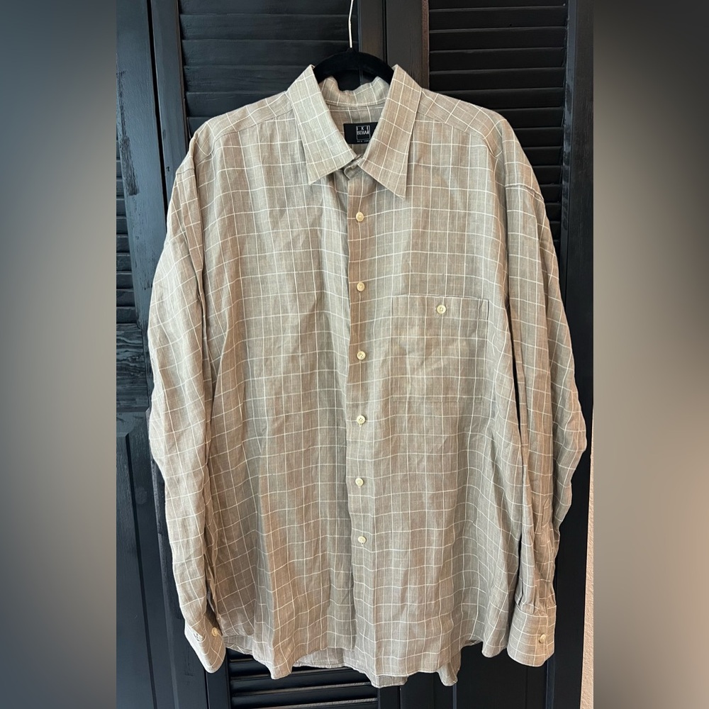Ike Behar Men’s button-up shirt size L